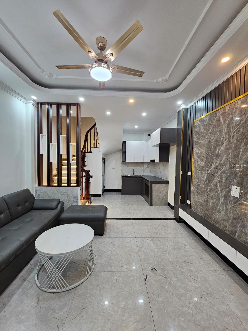 BÁN NHÀ THANH AM GẦN ĐƯỜNG MỚI, NGÕ Ô TÔ, 30M2-5 TẦNG- 5,8TỶ.  ❎ NHÀ 5 TẦNG MỚI TOANH - NỘI THẤT SANG XỊN️ ❎ THỬA VUÔNG VẮN. SỔ ĐỎ SS GIAO DỊCH.